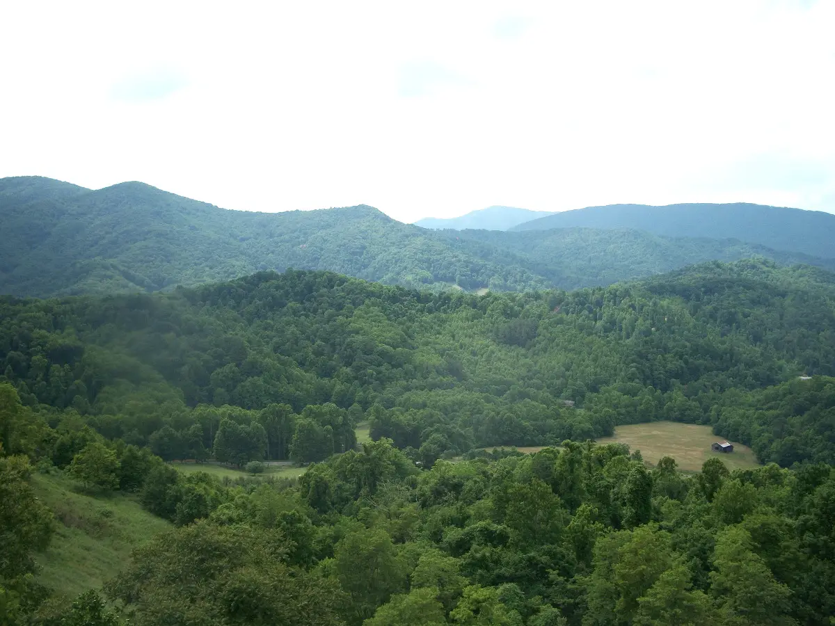 mountains of East Tennessee